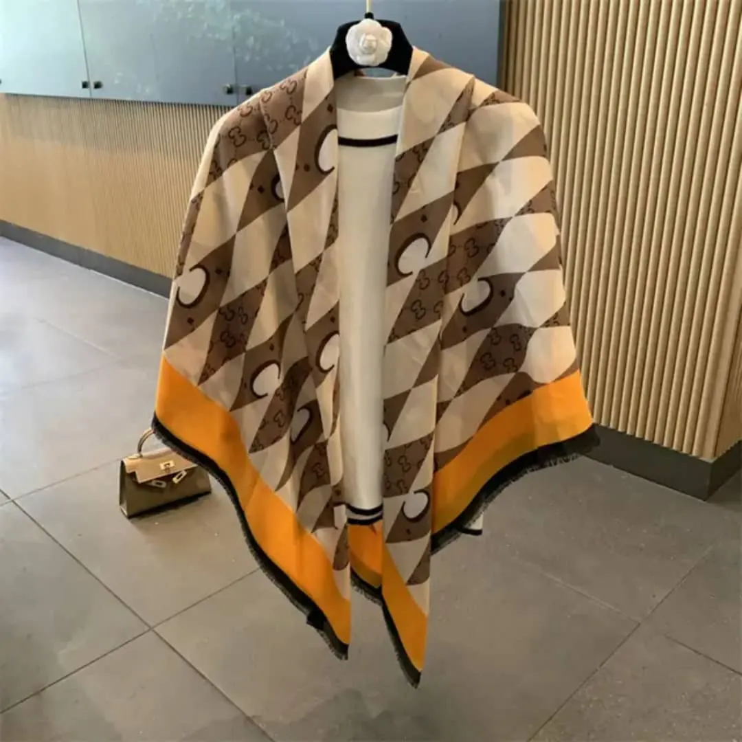 130 cm  Scarf